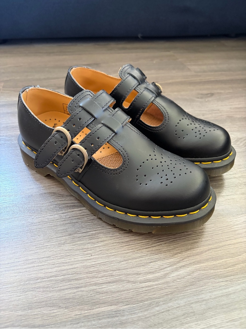 NWOT Dr. Martens SMOOTH LEATHER MARY JANE SHOES - Picture 7 of 7